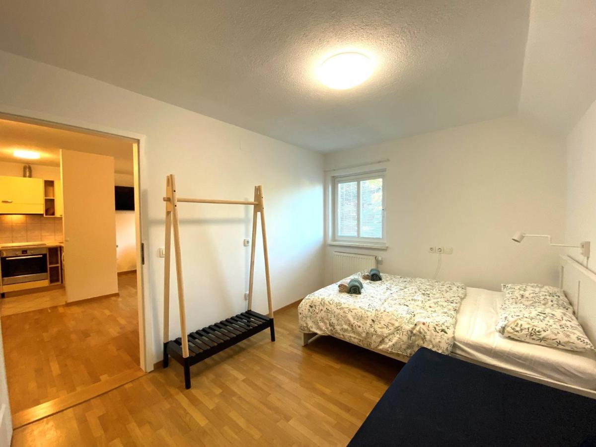 Apartment Above Lake Блед Екстер'єр фото